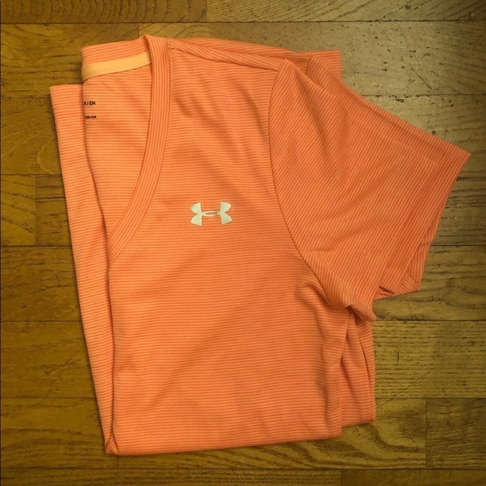 Under Armour Tee (NWOT... basically)